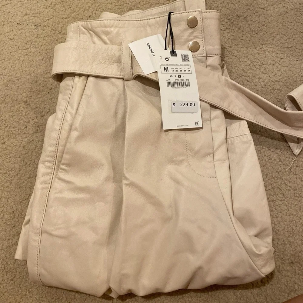 NWT - Zara lamb skin Leather Pants. - Picture 9 of 10